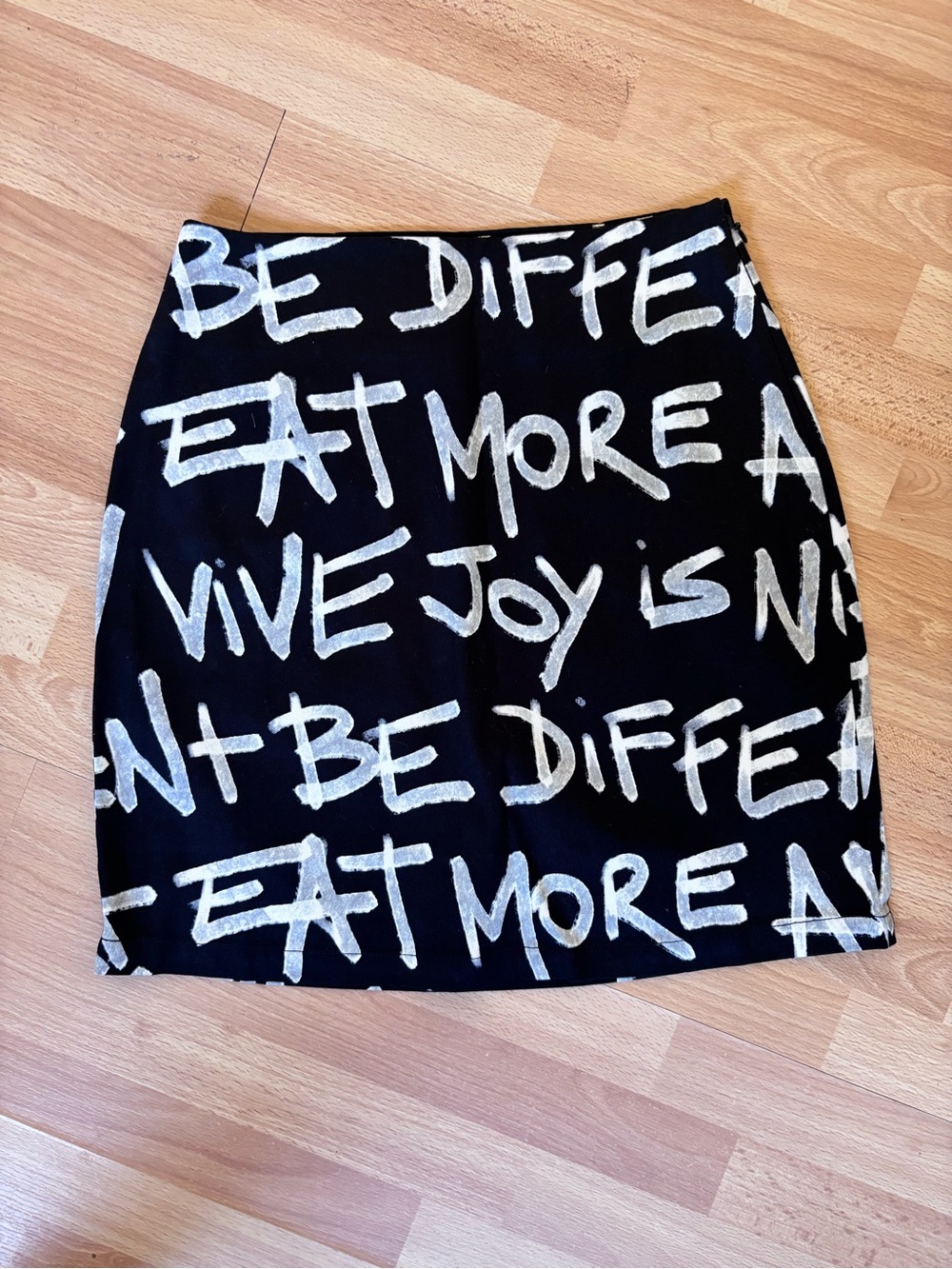 Desigual Slim Mini Skirt With Text (Size XS) - Picture 2 of 6